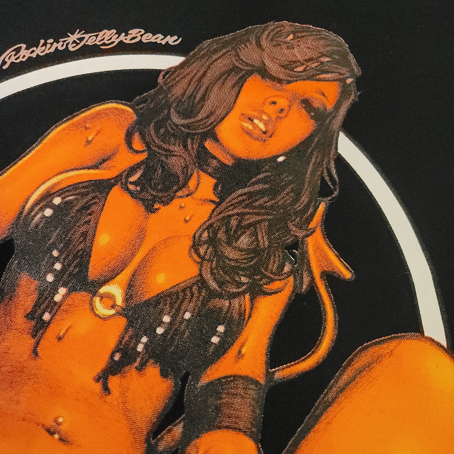 "Devil’ s House Wives vol.4" Pocket T-shirt