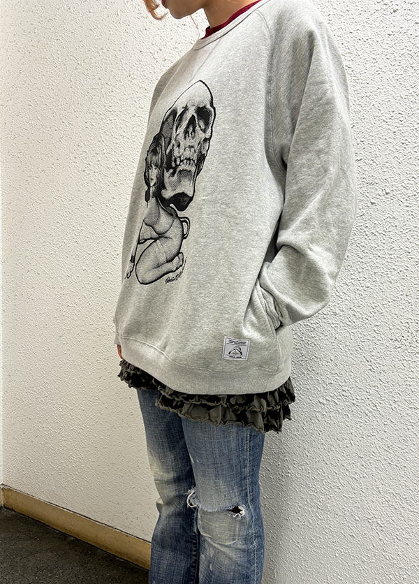 “SKULL&GIRL” CREWNECK SWEAT